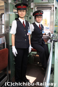 秩父鉄道初の女性運転士