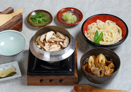 うどんと釜飯のセット