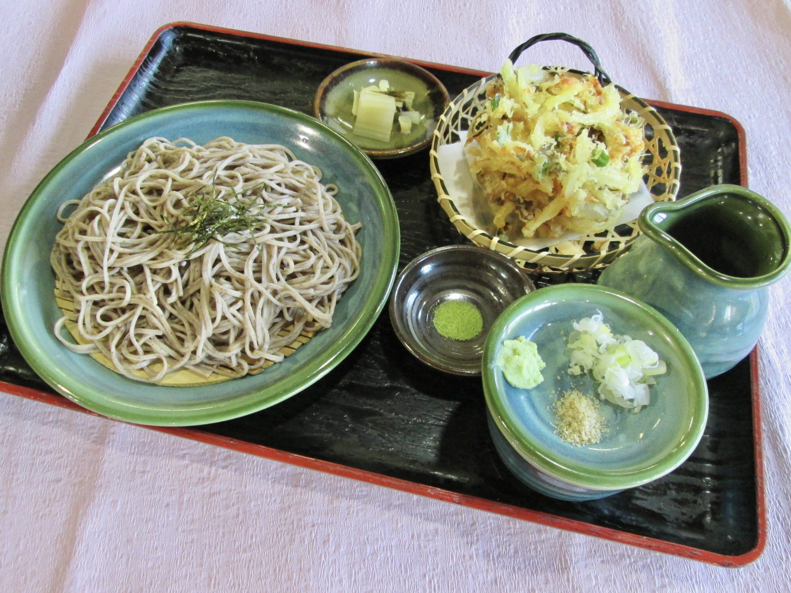 天ざるそば・ざるうどん
